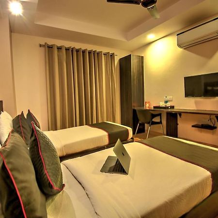 Artisian Rooms New Delhi Exterior photo