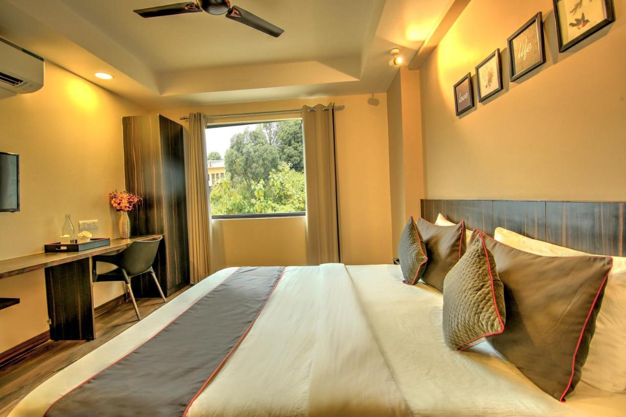 Artisian Rooms New Delhi Exterior photo