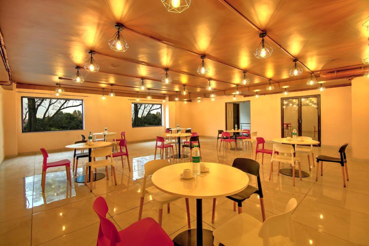 Artisian Rooms New Delhi Exterior photo